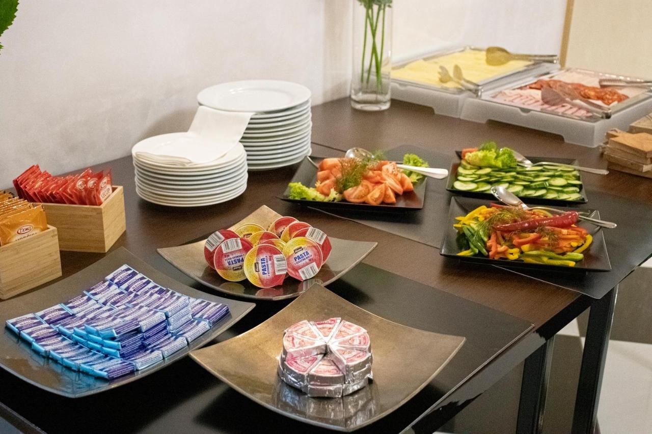 Hotel Capital With Private Wellness Nitra Luaran gambar