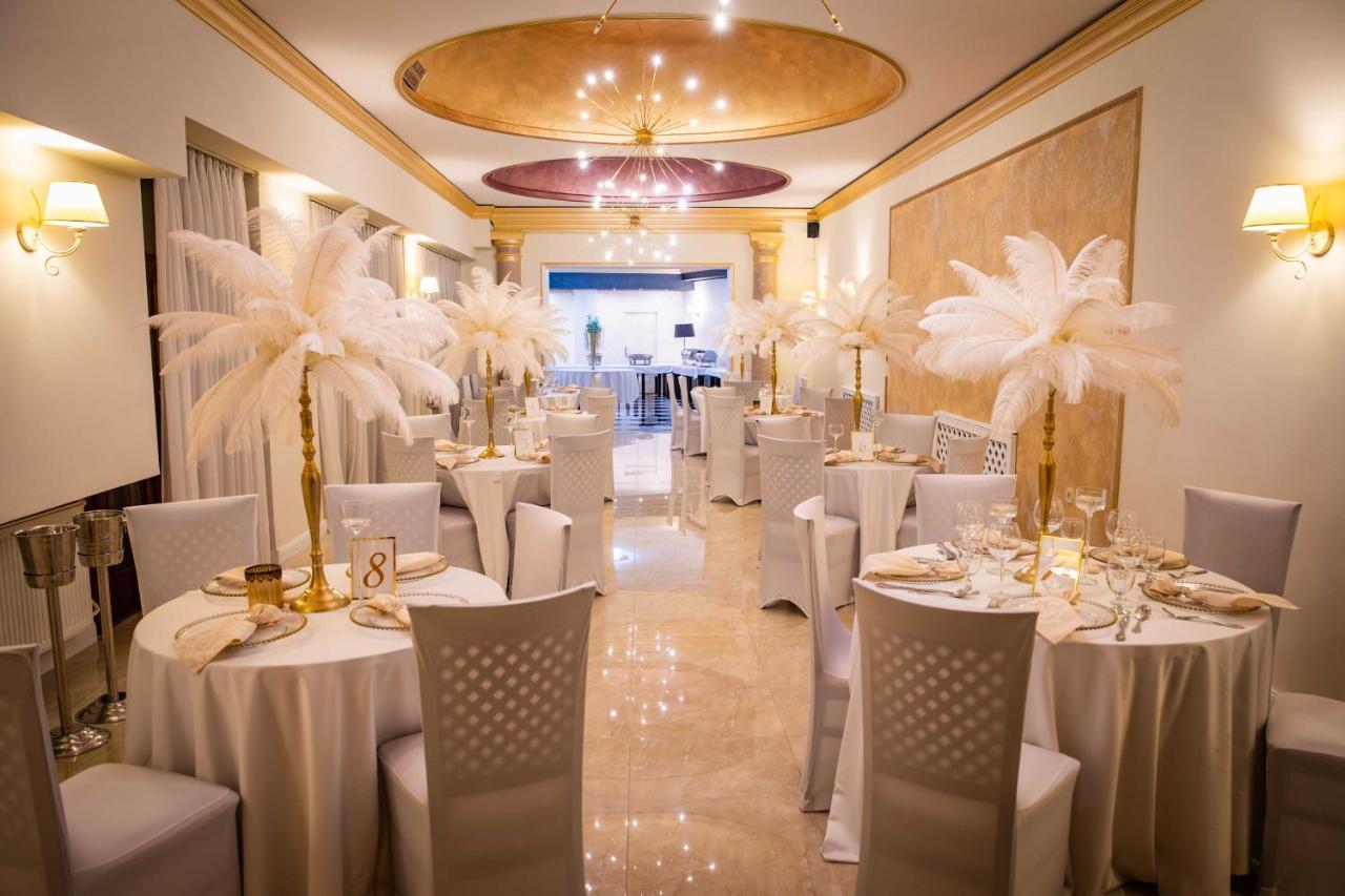 Hotel Capital With Private Wellness Nitra Luaran gambar
